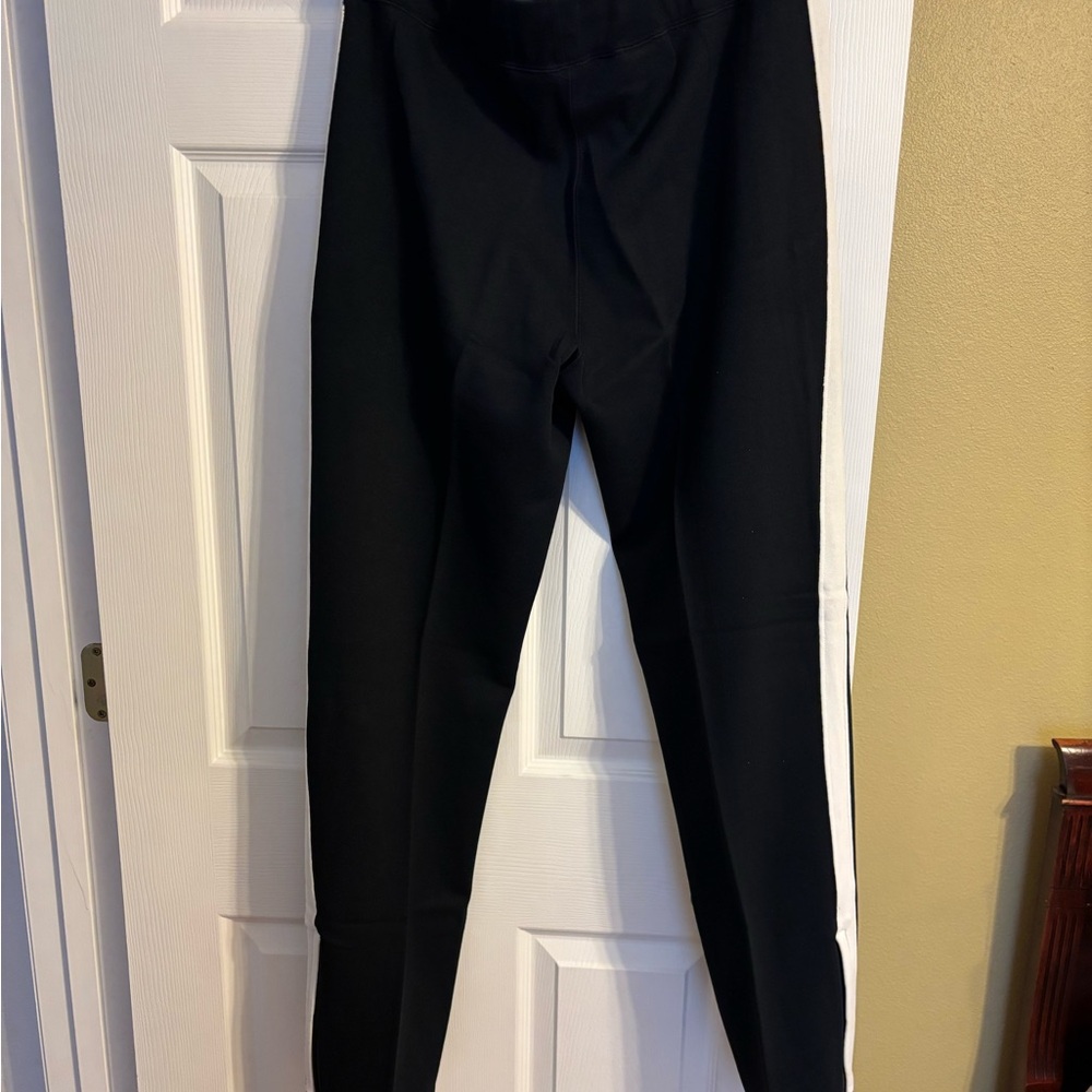 Ralph Lauren Black 1/4 Zip Sweatshirt and Pants Bundle - Picture 10 of 13